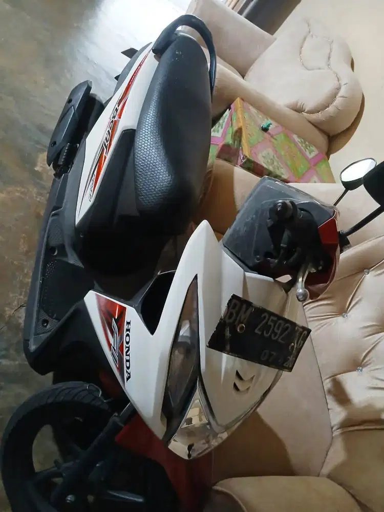 Dijual Bu Banget 2015 Honda beat pop 110 esp