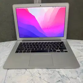 MacBook Air 13 inch Early 2015 core i7 8/128GB