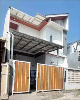 Jual Rumah Full Furnished di Komplek Tirtawangi Ciganitri Buah Batu Bandung