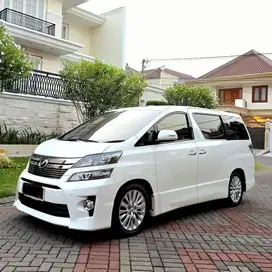 Toyota Vellfire ZG 2.4 AT Premium sound 2014 Facelift