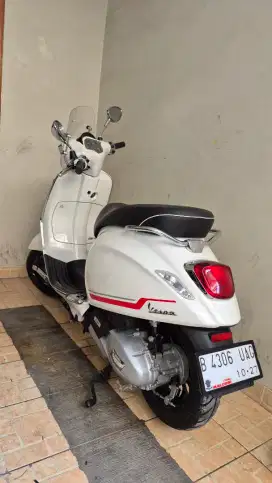 Vespa SprintS 2022 km 1000