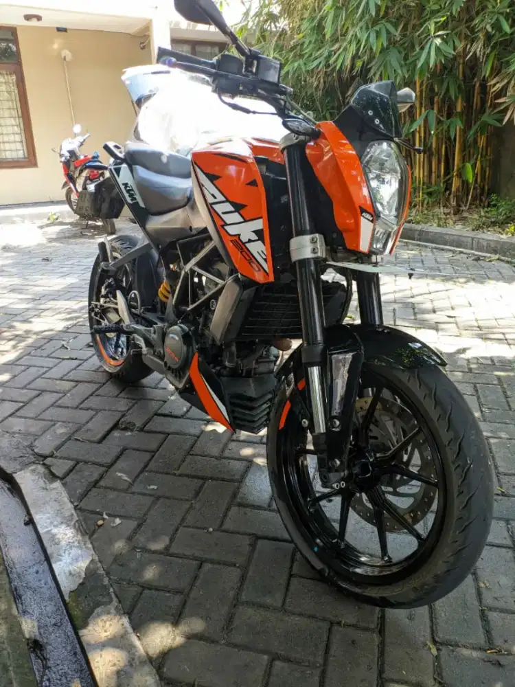 KTM DUKE 200 2018