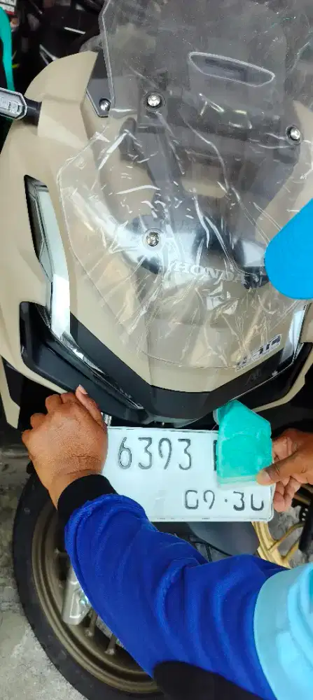 Adv 160 abs th 2025 km 75 plat jaktim
