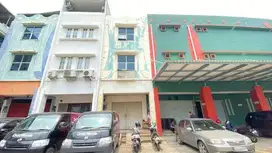 Disewakan Ruko Niaga Kalimas 3,5 Lantai Parkir Luas Bisa KPR Jatimulya