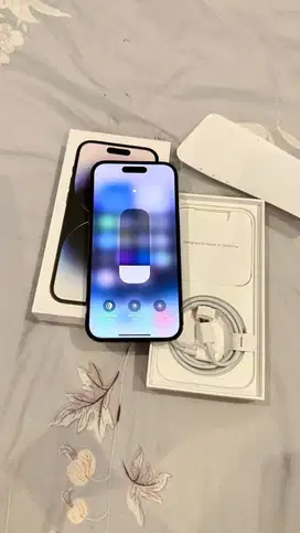 Dijual Iphone 14 Pro 256GB Black Mulus Lengkap Terdaftar