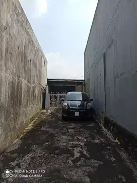 Rumah Tua Lokasi Strategis di Pondok Pinang Jaksel