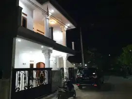 Dijual Rumah Gaya Classic Modern Di Dalam Komplek Kawaluyaan