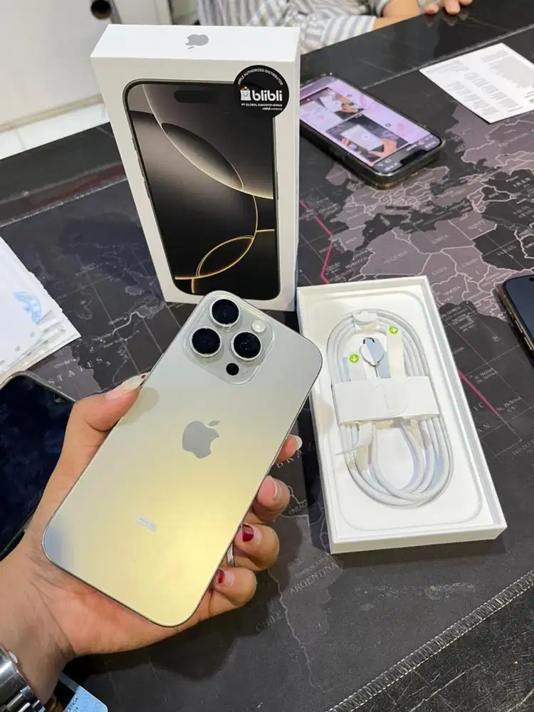 IPHONE 16 Series