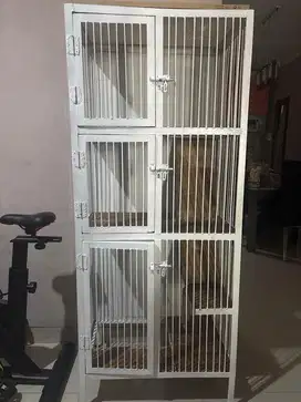 Kandang Kucing tiga tingkat putih