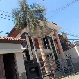 RUMAH MEWAH RUNGKUT ASRI