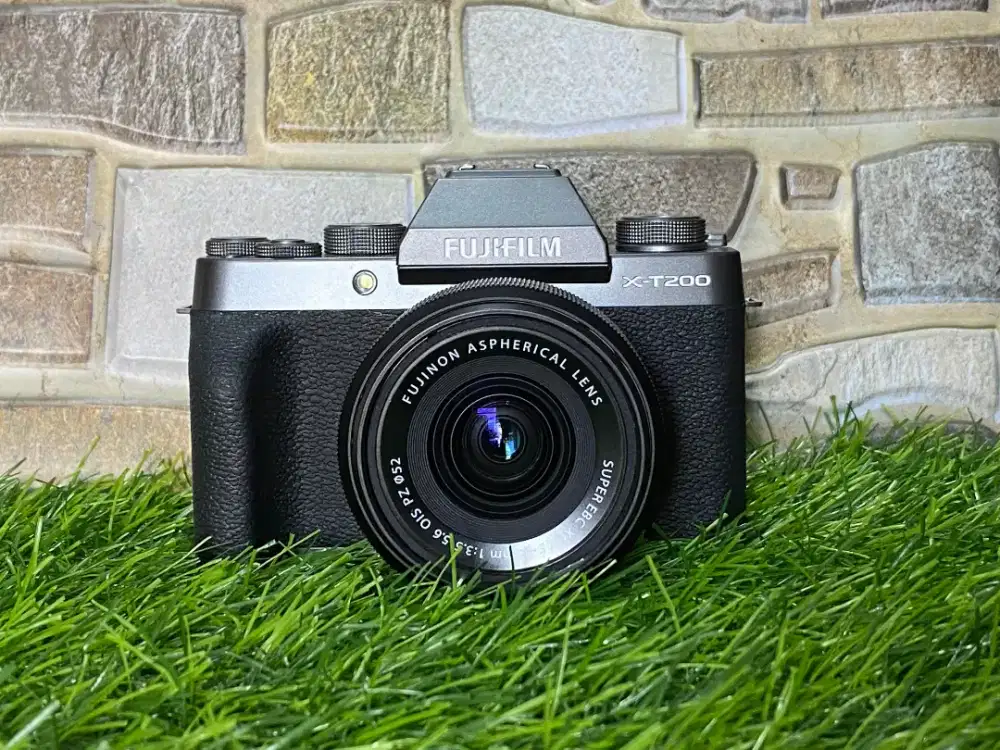 Kamera Fujifilm X-T200