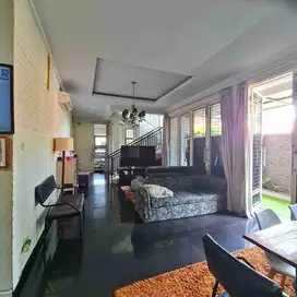 Gandaria, Rumah siap huni, bagus, dekat mall, jalan 2 mobil, shm