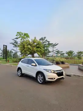 [ LOW KM] Honda HRV E CVT 2016 2017