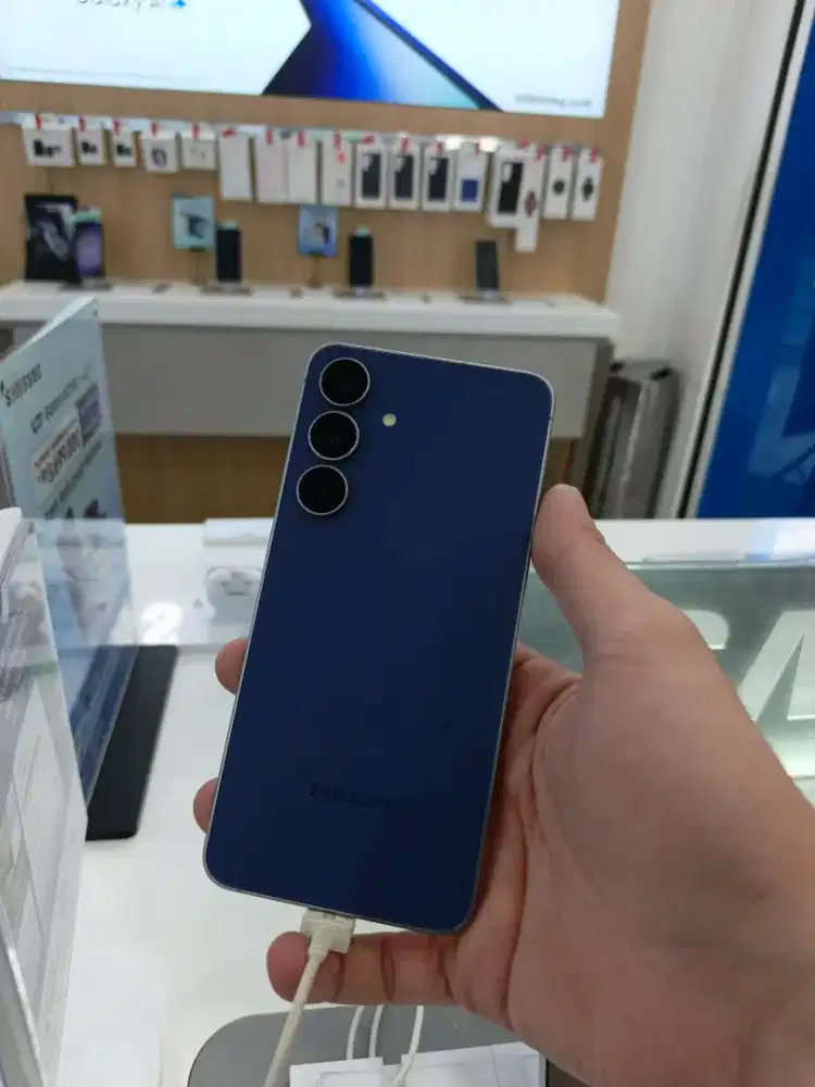 Samsung galaxy S25FE bisa dicicil tanpa kartu kredit