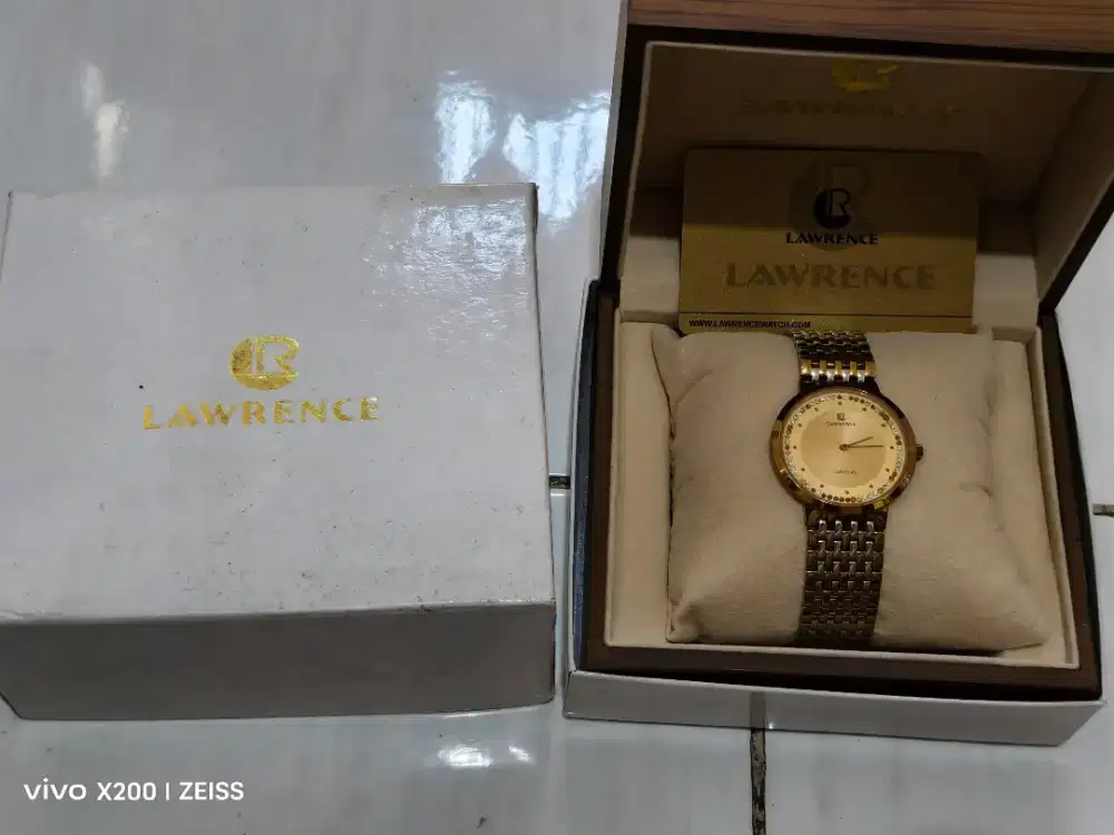 Jam tangan mewah lawrence winder green louis feraud preloved