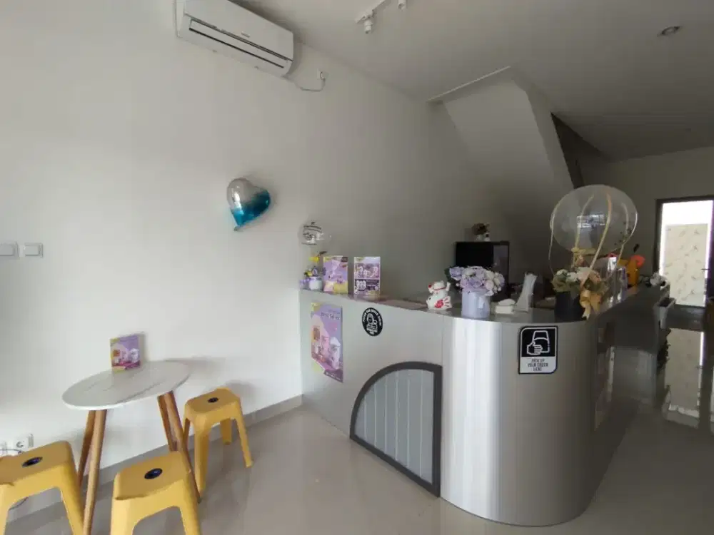 Booth meja kasir