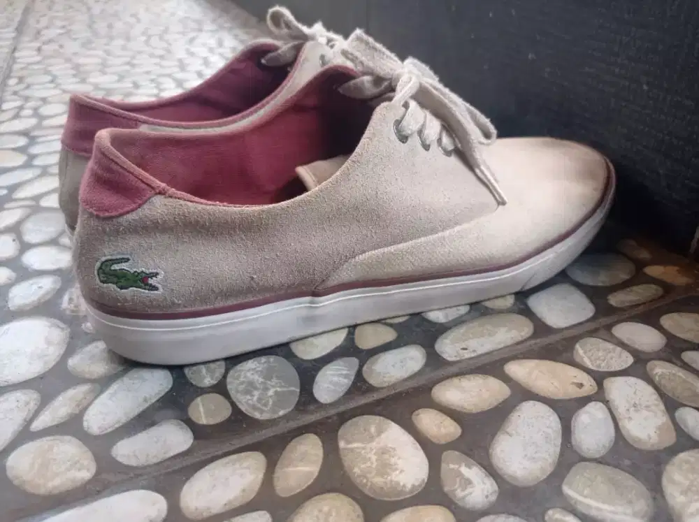 Sepatu Lacoste Dijual Cepat