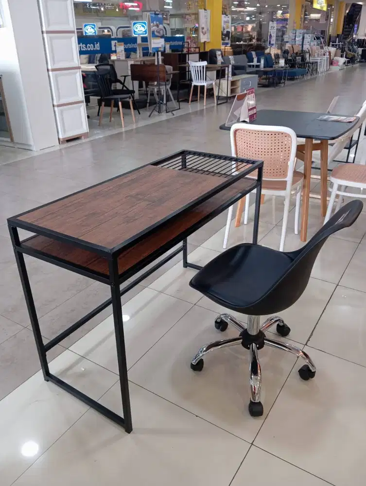 Meja belajar/meja kantor Line Office Desk 110x47x74 Walnut Black