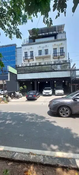 dijual gedung 5 lantai di pluit jakut