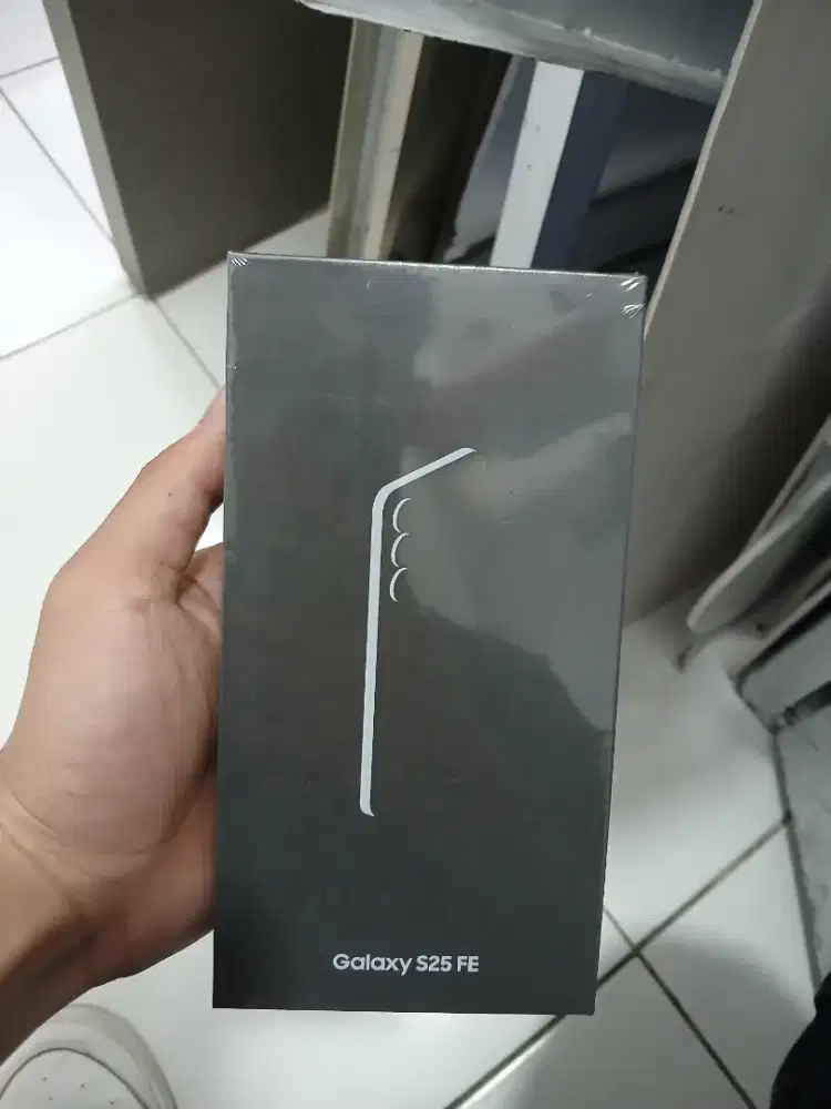 SAMSUNG S25 FE 8/256