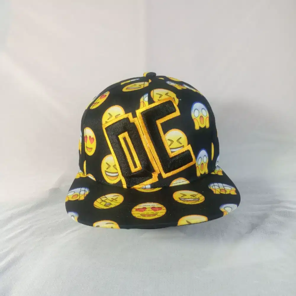 Topi Snapback DC Washington DC Emoji AOP City Hunter Original