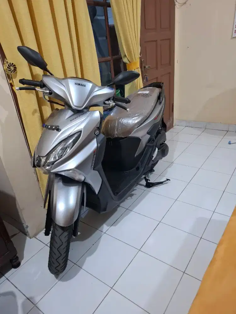 Gear ultima S silver