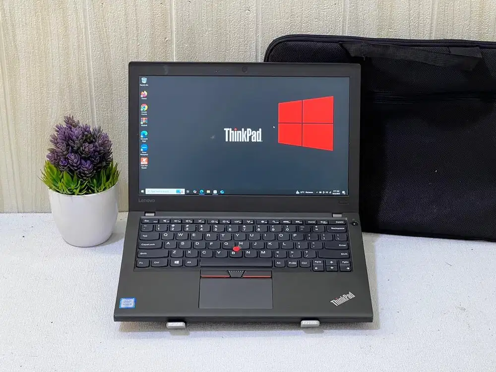 Lenovo ThinkPad X270 i5-6200U RAM 8 SSD 256 12,5 inch Mulus No Minus