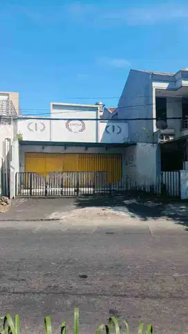 Sewa bangunan toko jln raya kupang jaya ada halaman parkir