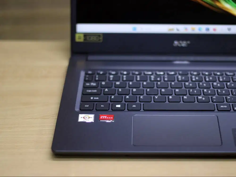Acer Aspire 3 FULLSET / SSD 512GB