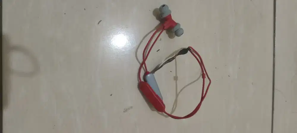 Headset bluetooth