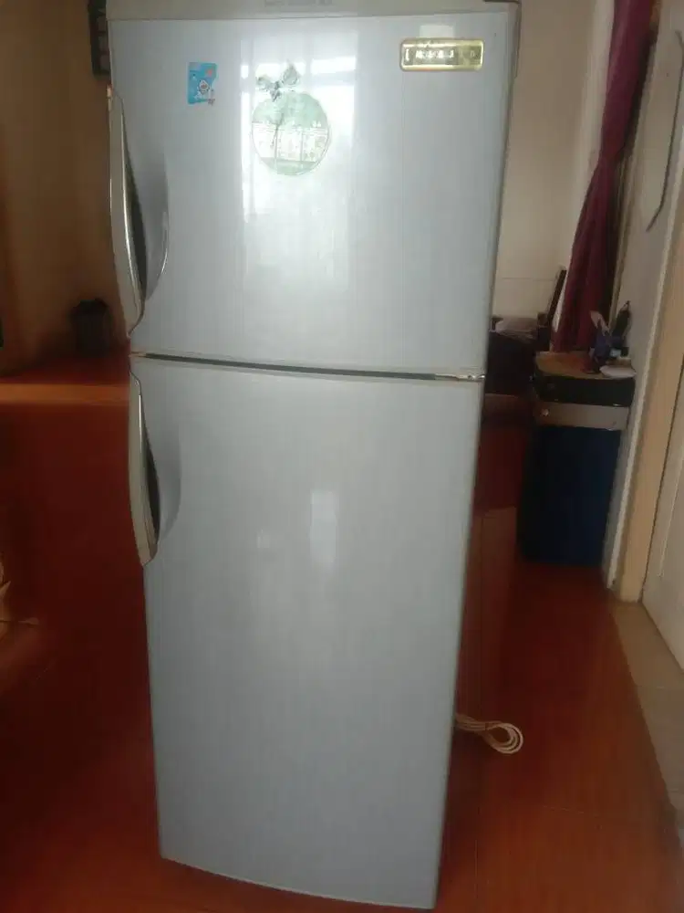 Kulkas Sanyo 2 Pintu