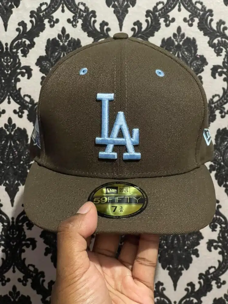 TOPI LA DOOGRES WORLD SERIES DAN NBA CAVAILERS