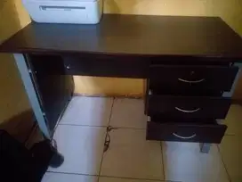 Dijual Meja Kerja