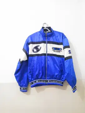 Jaket Size M Champion