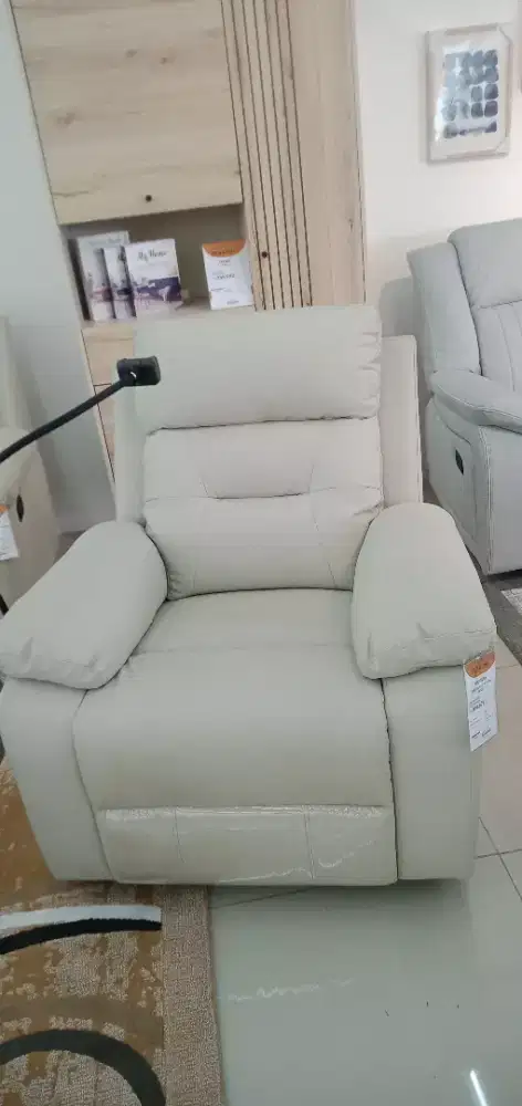 SOFA RECLINER 1S YVONE|| Tersedia di Scandia Paradise