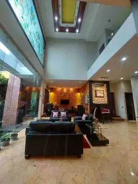 Rumah ada pool di Bukit gading mediterania kelapa gading jakarta
