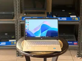 PROMO HP 14s-DQ3110U INTEL CELERON-N4500/SSD256GB/RAM4GB