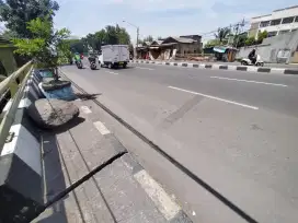 Tanah Matang Siap Bangun di Main road  Soekarno Hatta