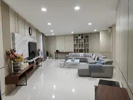 Rumah Mewah Cluster Emily Summarecon Bandung Dekat Exit Tol Gedebage Km 149