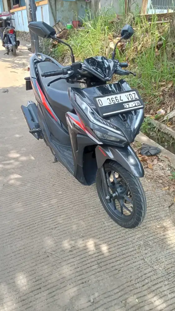 VARIO 125     2018