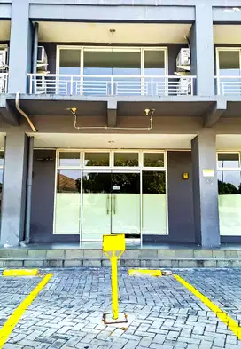 RUKO 2 LANTAI DEKAT MALL DI CEMPAKA PUTIH JAKARTA PUSAT SIAP PAKAI BISA CICILAN