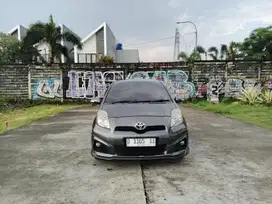 DP 5 jt.! Yaris S manual 2012