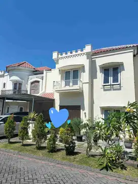Jual rumah bukit Darmo golf