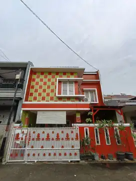 Rumah 8 menit ke Summarecon Mall Bekasi SHM Dibantu KPR J-36870