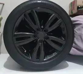 Plek Original Minicopper ring 17 + ban Bridgestone + BBK HSR rotor 330