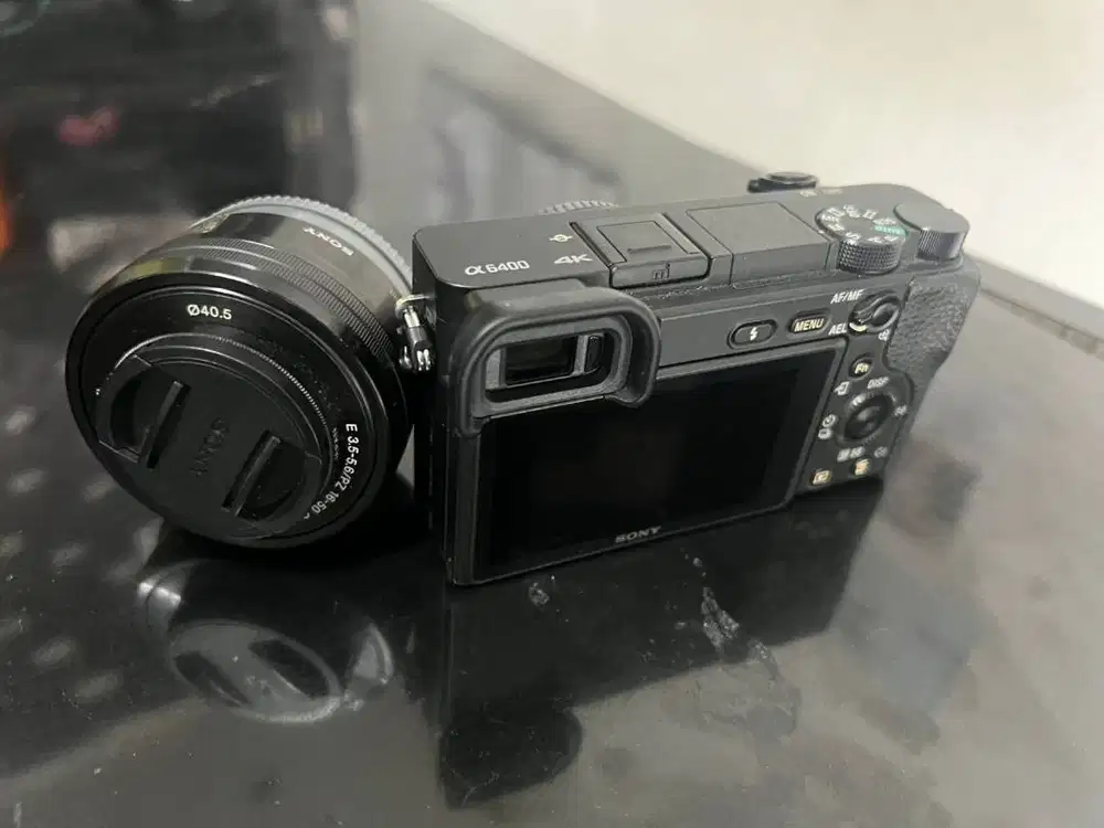 Dijual Paket Sony Alpha A6400 Body Only + Lensa Kit Sony 16-50mm OSS