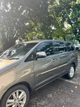 Toyota Kijang Innova 2010 Diesel