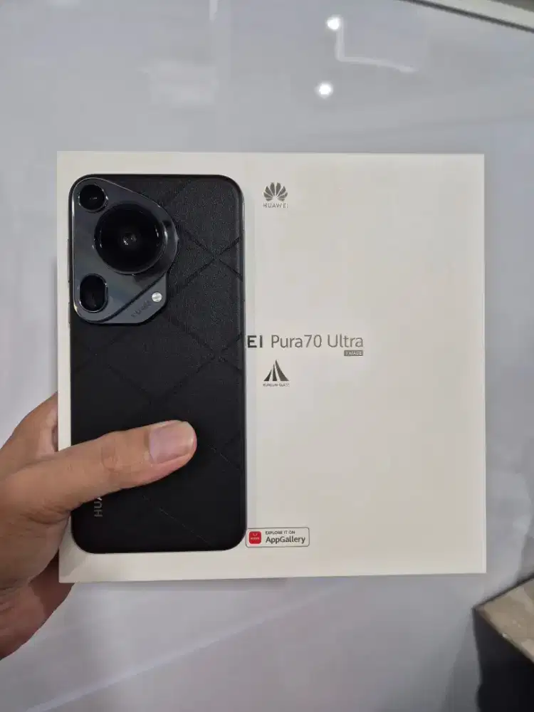 Huawei pura 70 ultra 16/512 like new garansi desember 2026