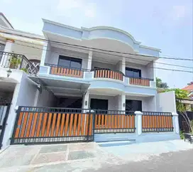 ter MURAH di BSD !!! Mewah , Rumah Baru Full Renovasi 2 lantai. Lokasi supperrrrr Strategis Griyaloka BSD