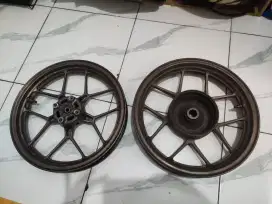 FOR SALE VELG VARIO 150 LED  OLD (ori)